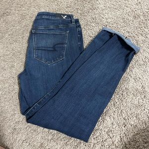 NWOT American Eagle Dark Wash Jeans